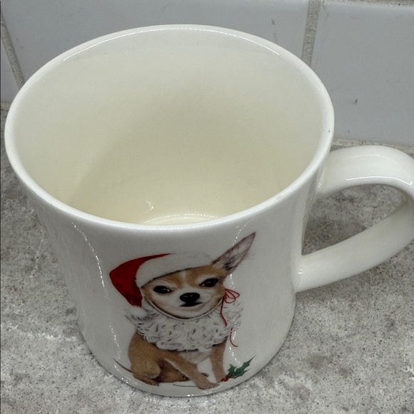 Chihuahua Christmas Mug 16oz. Creative Co-op by Mary Lake Thompson. Like New! - Picture 6 of 6